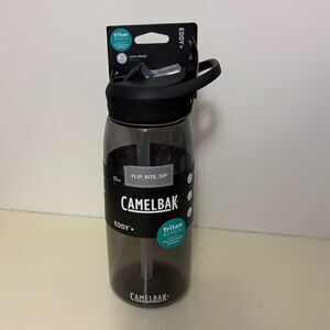 NWT CamelBak eddy+ 32oz Tritan Renew Water Bottle, Gray